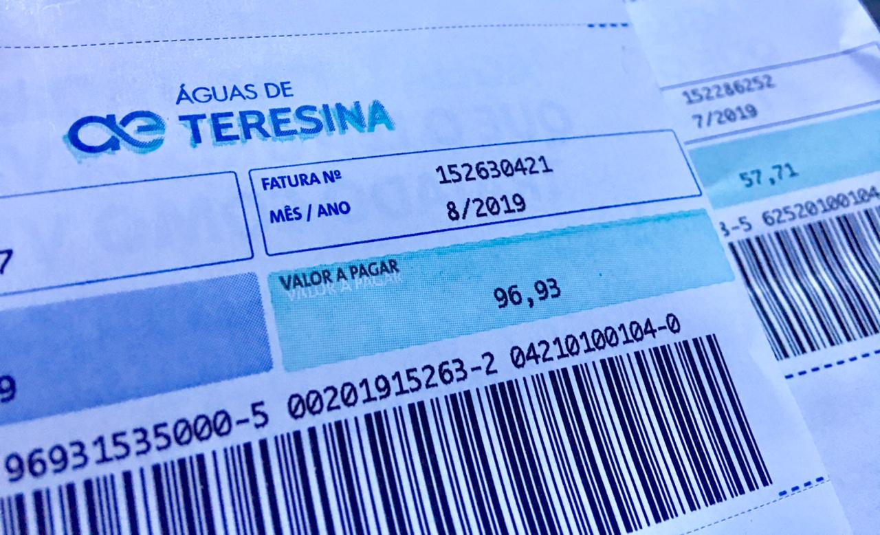 Consumidores reclamam do aumento da conta de água em Teresina